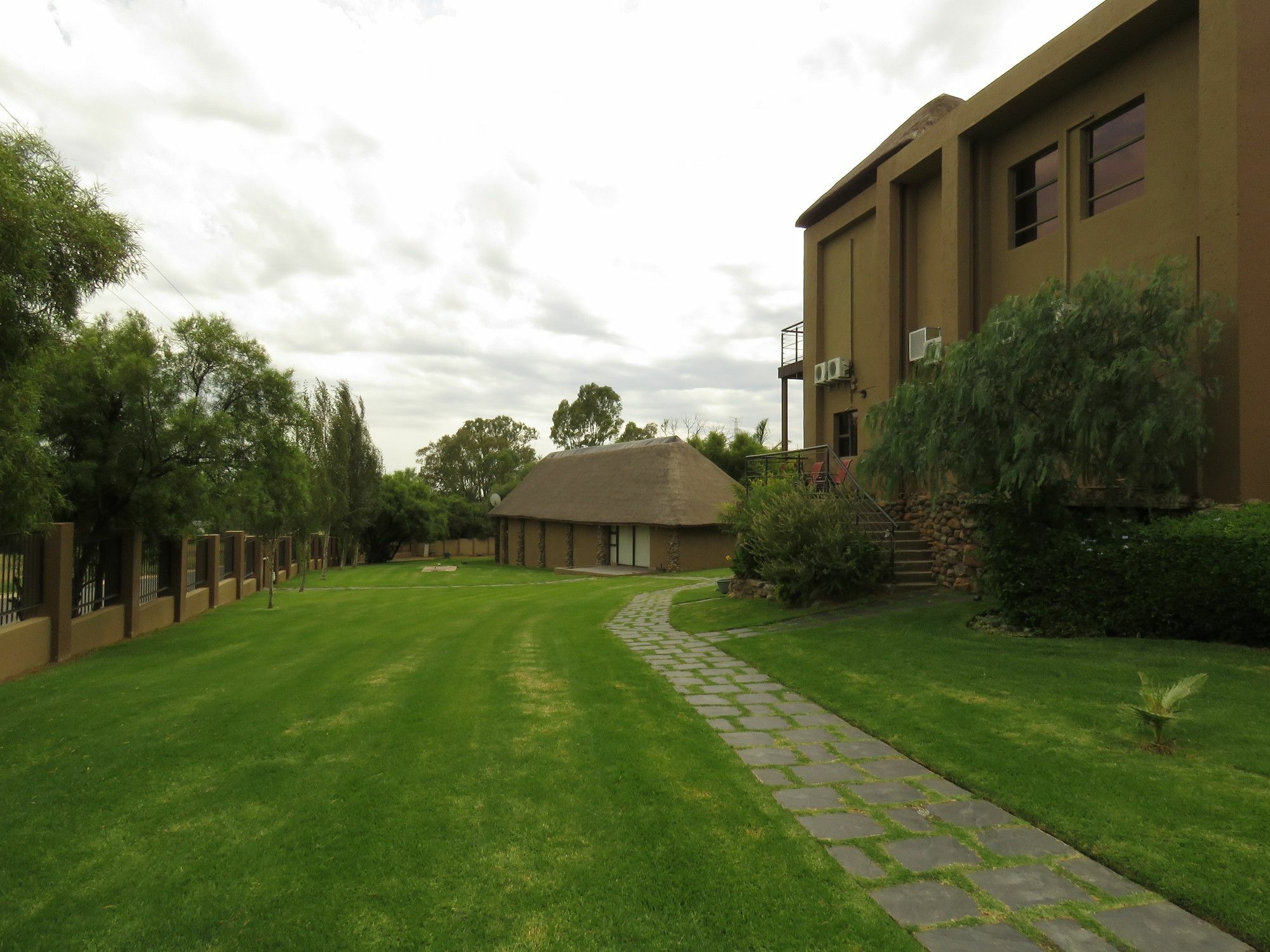 Elrido Guest Lodge Bloemfontein Luaran gambar